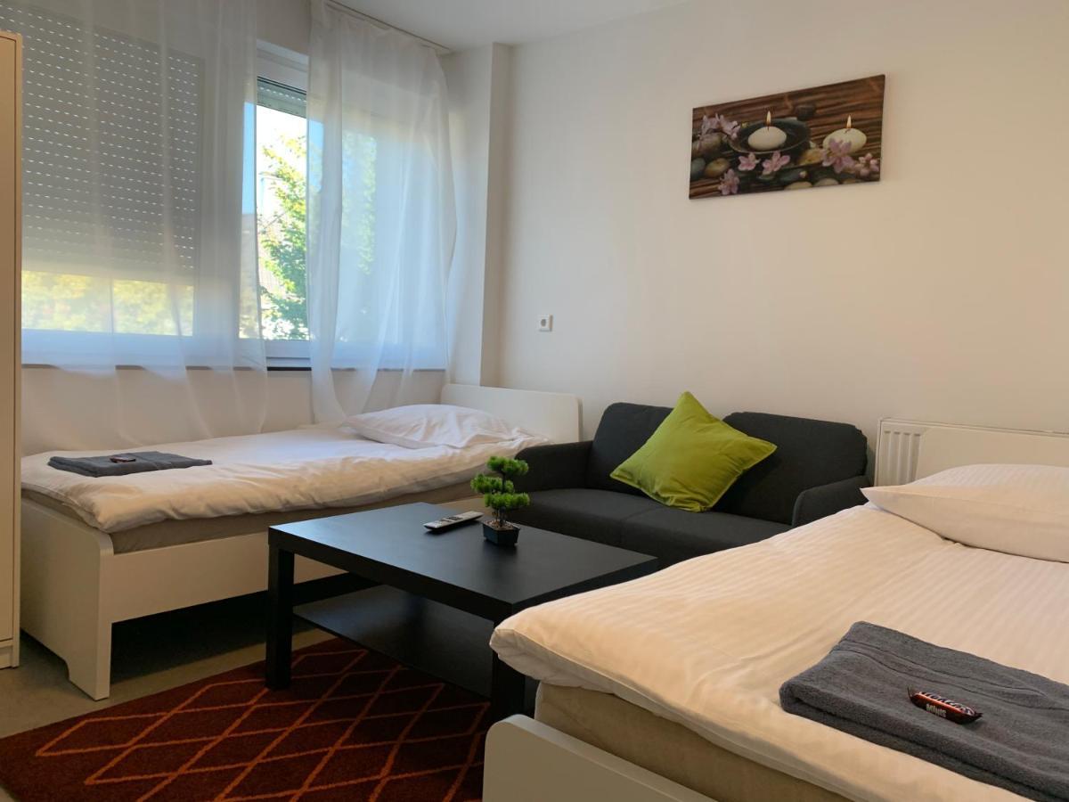 Cityapartment Apartment *