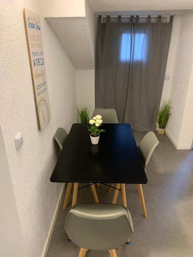 Cityapartment Platinum Mit Balkon Bzw,terrasse Appartement Bielefeld