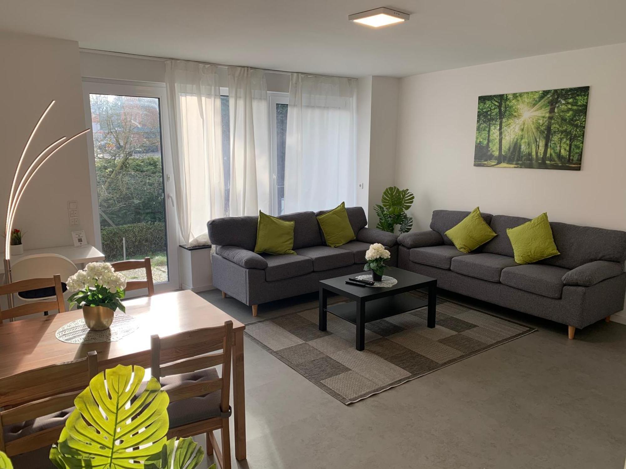 Appartement Cityapartment Platinum Mit Balkon Bzw,terrasse *